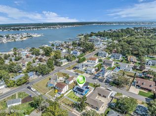 162 Bay Ter, Toms River, NJ 08753