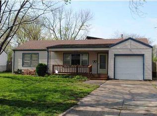 2307 S Pinecrest St, Wichita, KS 67218