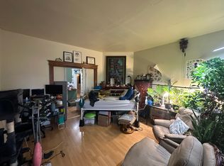 3221 Vine St #1, Cincinnati, OH 45220