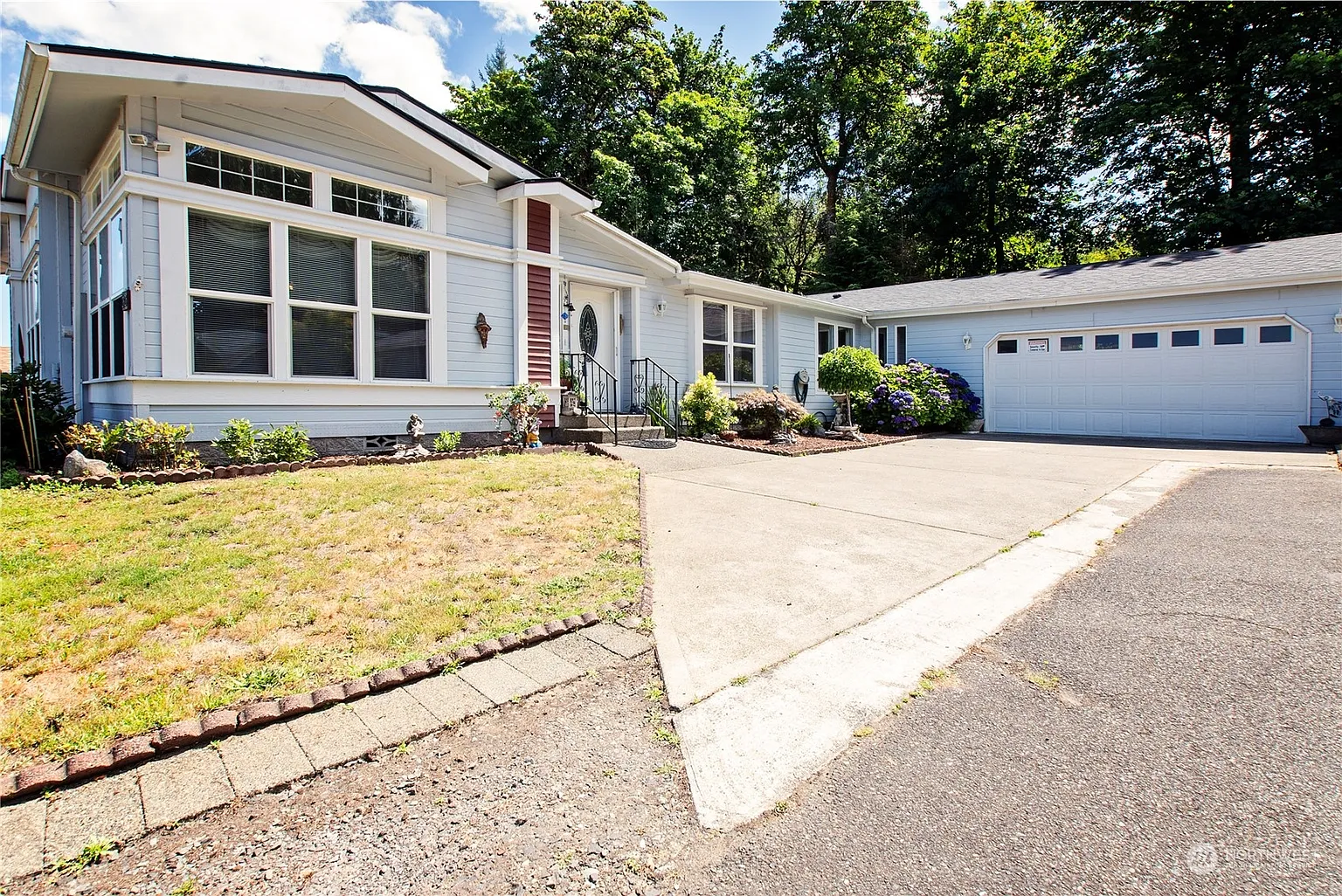 2325 45th Lane SW #20 photo 1