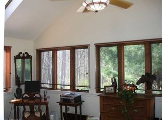 8 Federal Sq, Mansfield, CT 06250