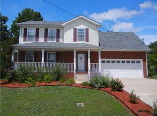 2463 Elkmont Dr, Clarksville, TN 37040