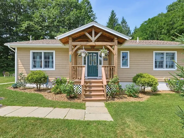 154 Boyd St, Leicester, MA 01524