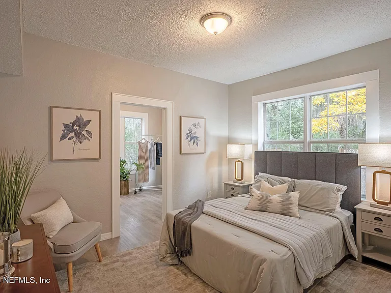 325 Alder St — Photo 15