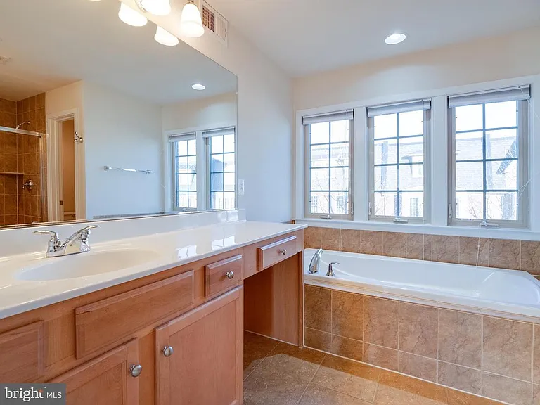 9682 Cedar Farm Cir — Photo 14