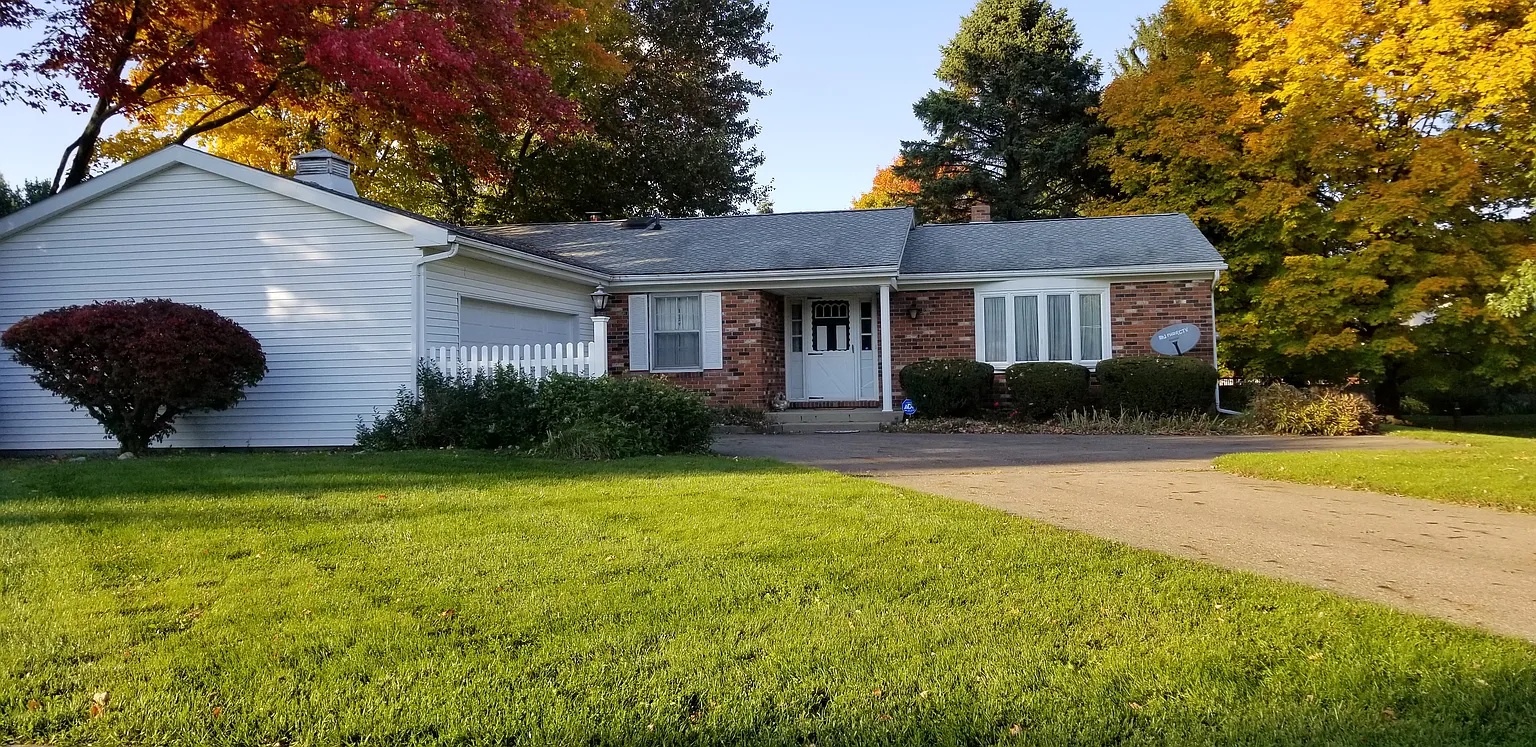 308 Beech St photo 1