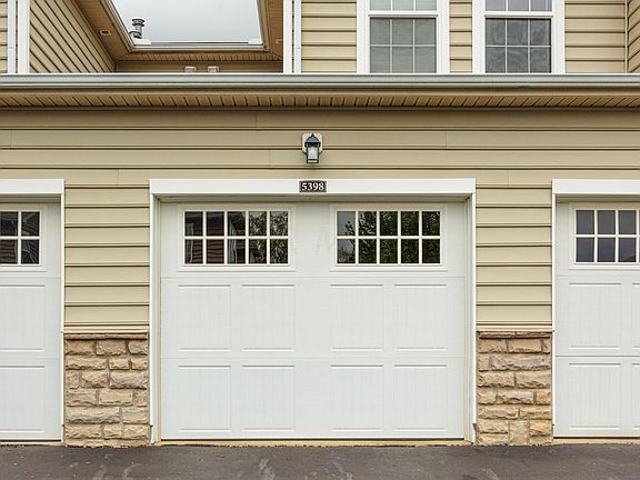 3rd image of 5398 Nottinghamshire Ln