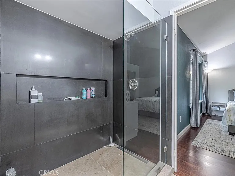 37526 Rose St — Photo 9