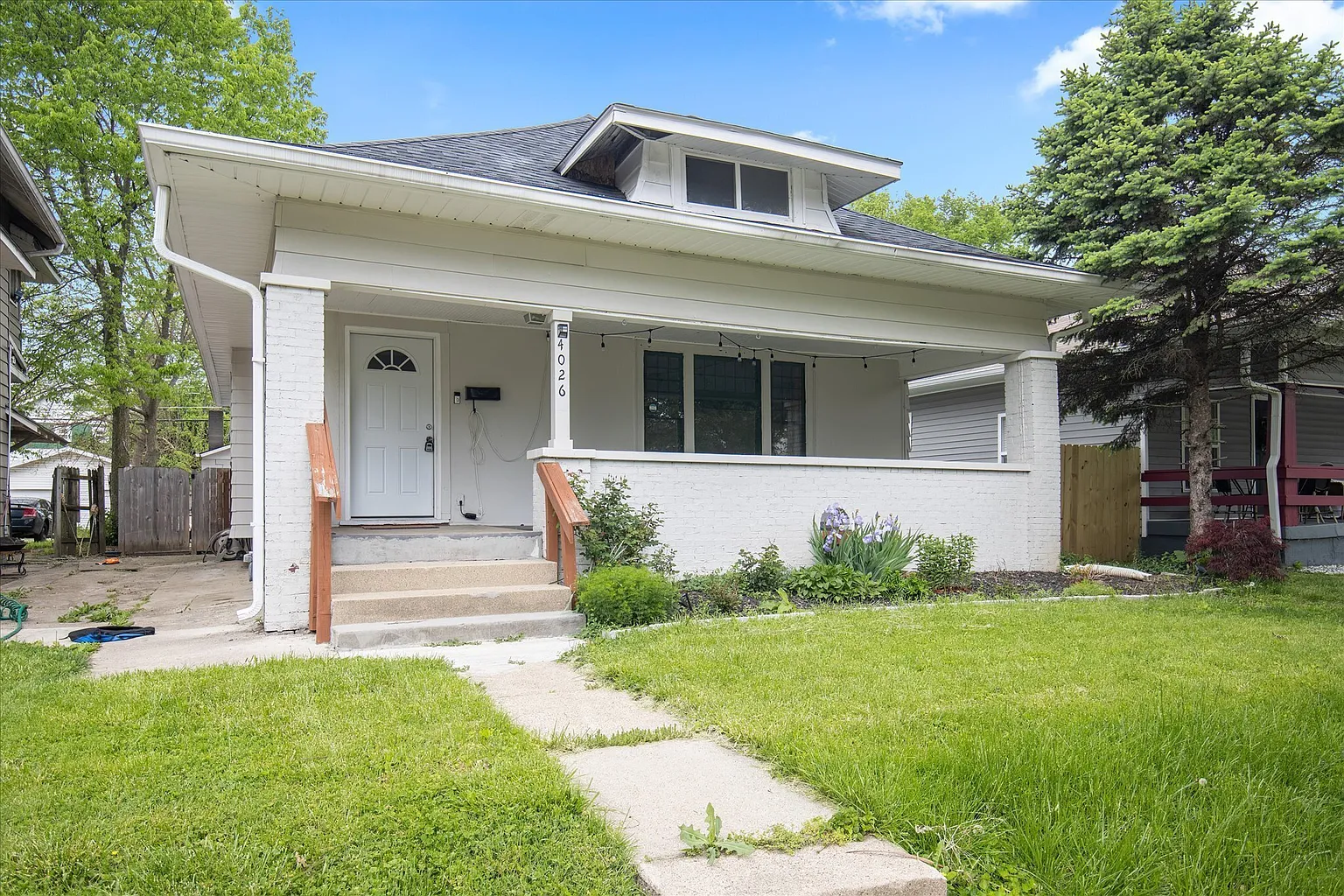 4026 Graceland Ave photo 1