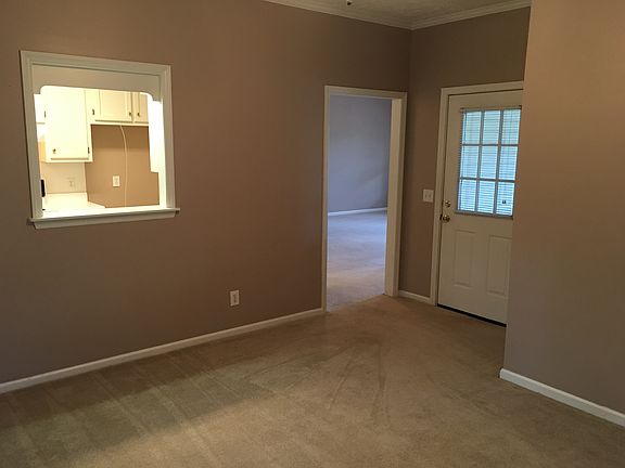 3rd image of 2122 Heatherstone Ln