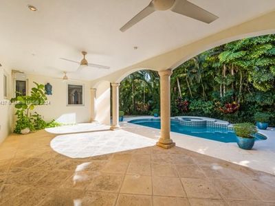 1448 Blue Rd, Coral Gables, FL, 33146