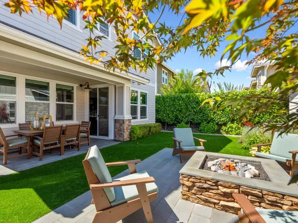 858 Hayes Street, Sonoma, CA 95476