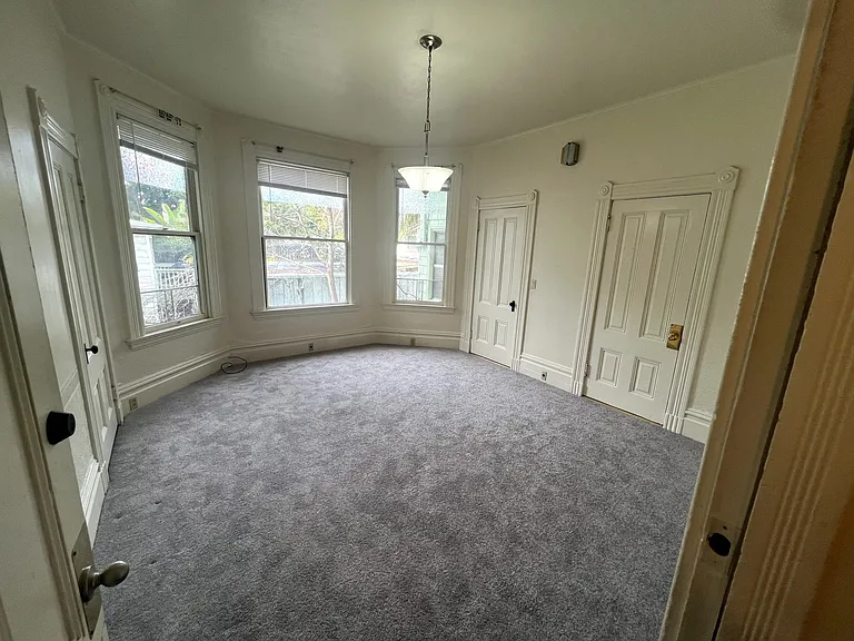 1423 Central Ave #C — Photo 2