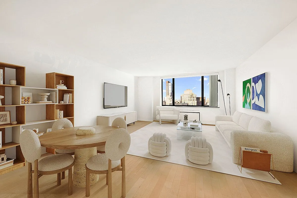 30 W 61st St APT 30E photo 1
