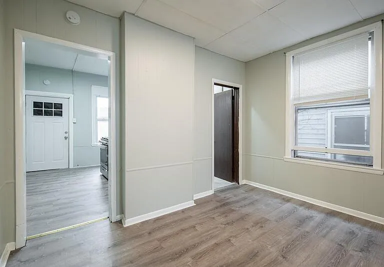 140 5th Ave #2 — Photo 12