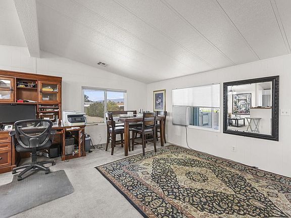 5th image of 18555 Roberts Rd