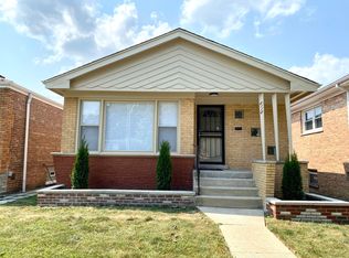 8118 S Claremont Ave, Chicago, IL