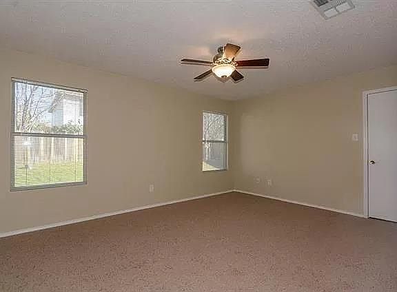 3rd image of 5200 Bedfordshire Dr
