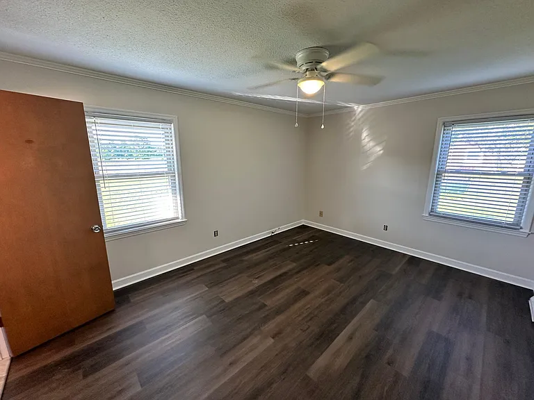 1653 Elijah Loftin Rd — Photo 10
