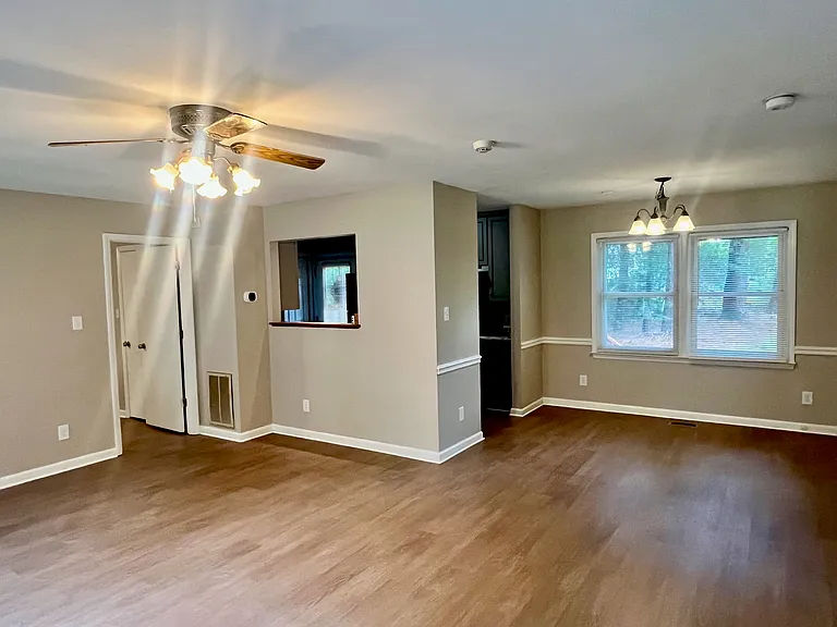 2330 Hillandale Rd — Photo 3