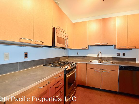 2nd image of 1414 12th Ave Unit 514