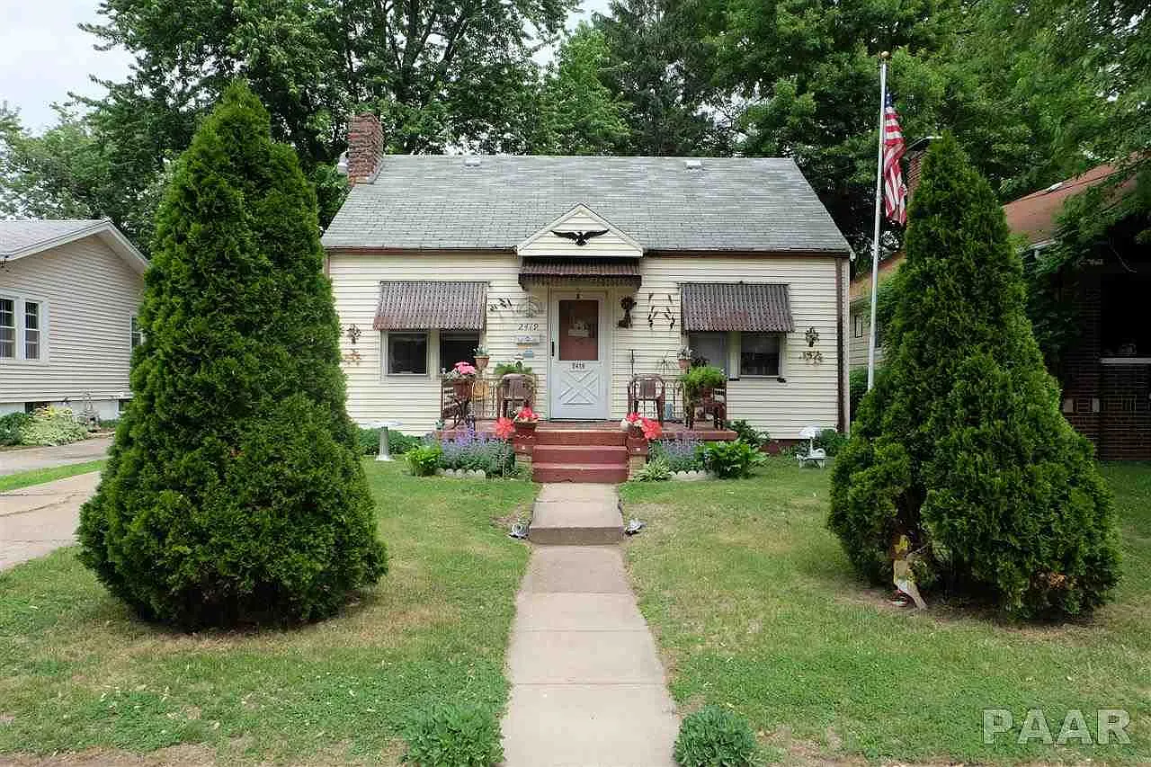 2419 W Ayres Ave photo 1