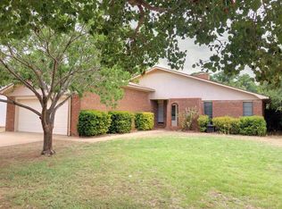 5733 Emory St, Lubbock, TX 79416