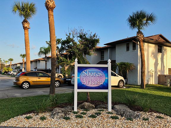 4th image of 426 Sailfish Ave #11