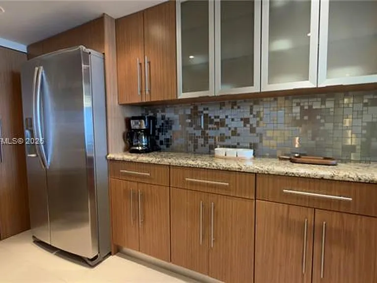 1717 N Bayshore Dr #A-2638 — Photo 2