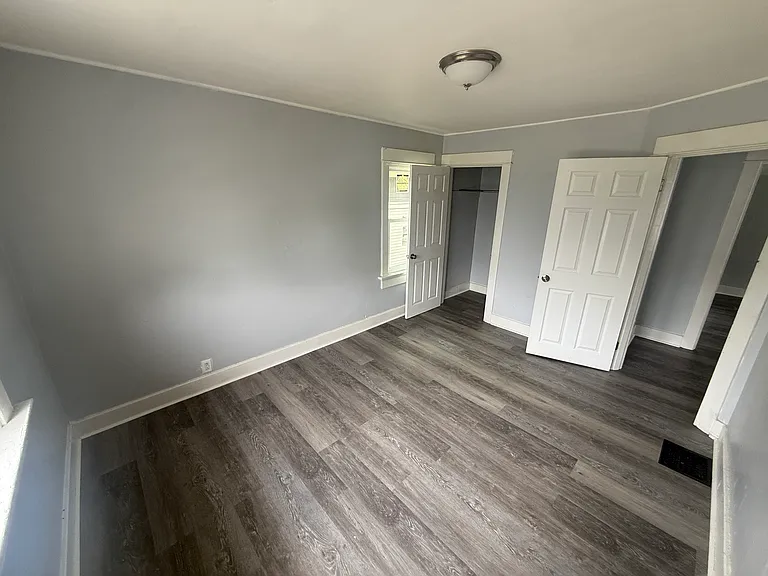 235 S Findlay St — Photo 13