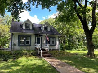 4713 Davis Rd, Perry, OH 44081