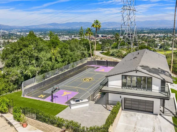 18827 Edleen Dr, Tarzana, CA 91356