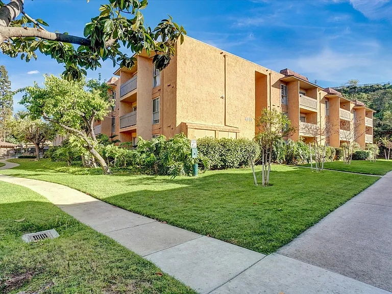 6955 Alvarado Rd — Photo 13