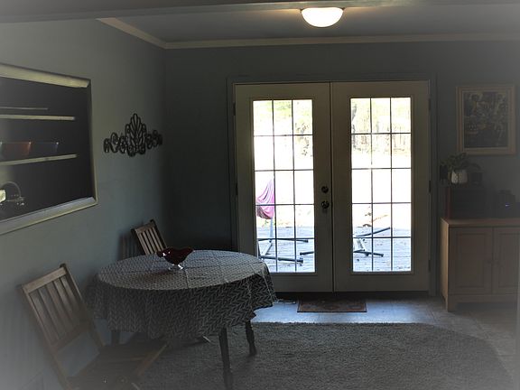 4th image of 3907 Edinboro St NW
