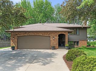 14715 Dunbar Ct, Apple Valley, MN 55124