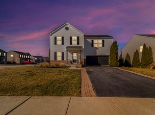 1017 Pineview Dr, Joliet, IL 60432