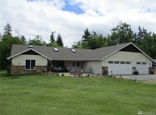 332 W Dry Lake Rd, Camano Island, WA 98282