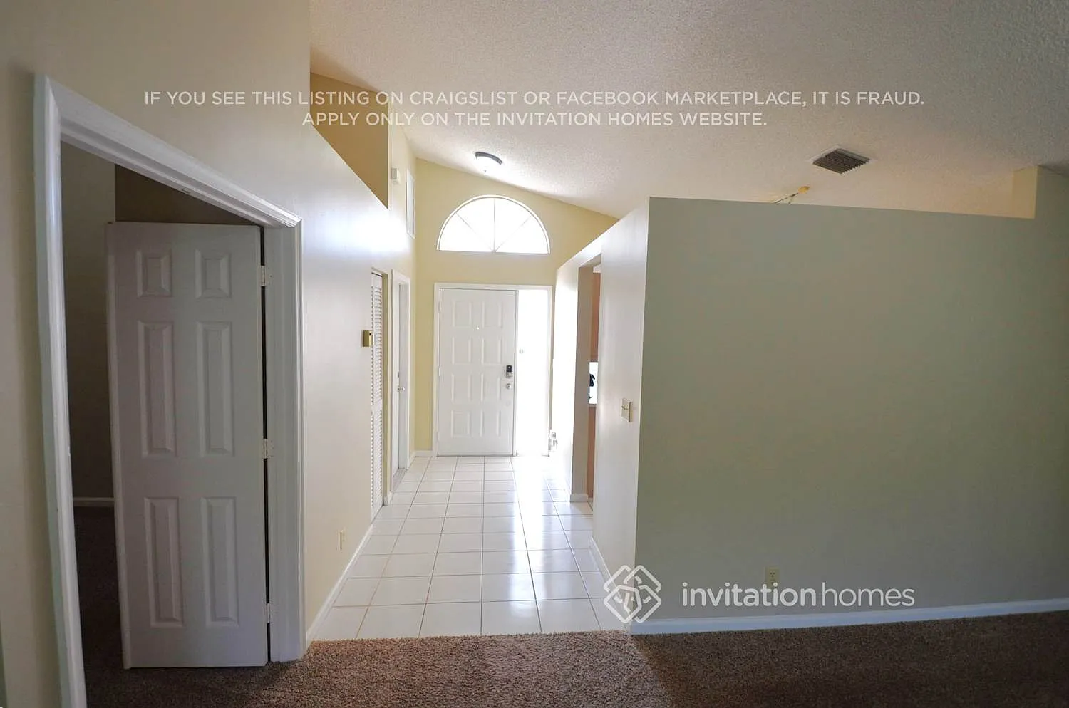 670 W Clearbrook Cir Delray Beach, FL 33445 — Photo 2