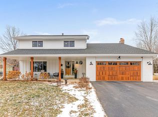 1007 Cross Rd, Eagan, MN 55123