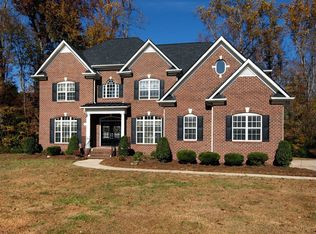 10405 Olde Irongate Ln, Mint Hill, NC 28227