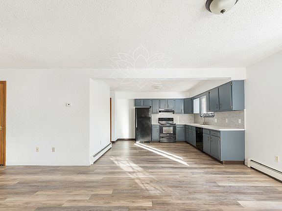 2nd image of 621 N Rogers Ave #2
