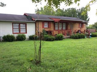 1694 Jefferson Rd, Smithville, TN 37166