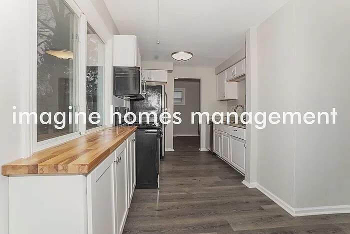 27811 Knickerbocker Rd — Photo 5