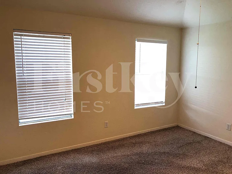 1123 Intrepid Oak Ln — Photo 13