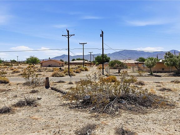2nd image of 2856 Cerritos Ave Lot 9