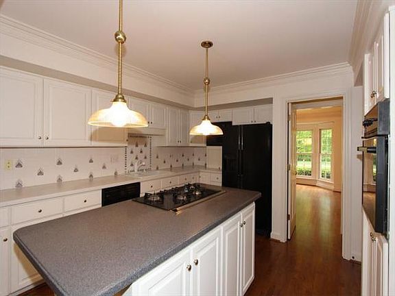5th image of 6235 Cedar Crossing Ln