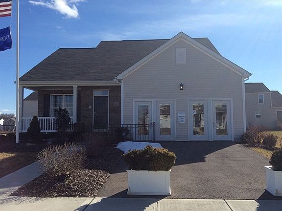 2nd image of 188 Glenn Dr SW