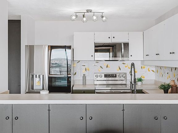 3rd image of 1717 Mott Smith Dr APT 2403