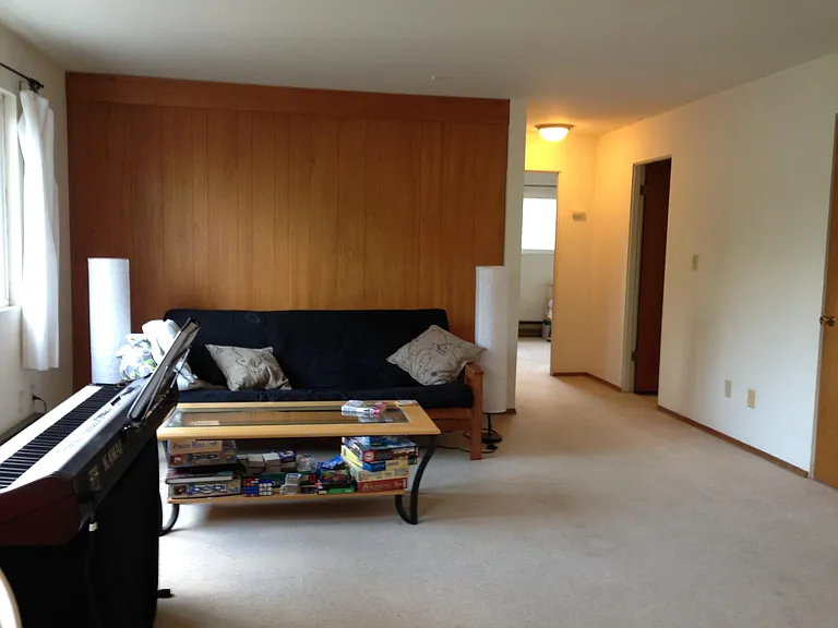 3516 NE 75th St #6 — Photo 5