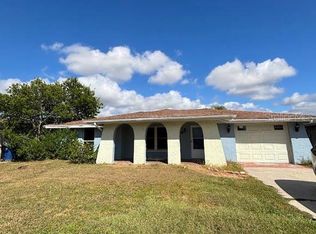 7449 Live Oak Ln, New Port Richey, FL 34653
